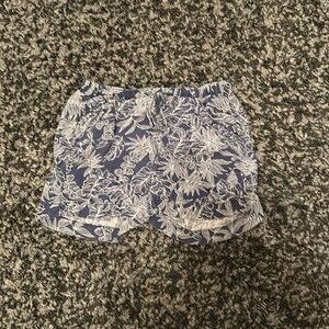 Women’s Linen Shorts